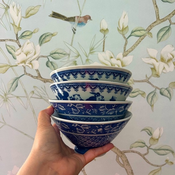 Set of 4 Japanese Rice Bowls - Picture 1 of 10
